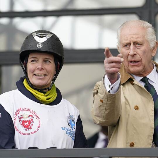 König Charles III. bei Pferde-Sportturnier